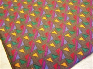 Billede af Flerfarvet trekantmønstret stof